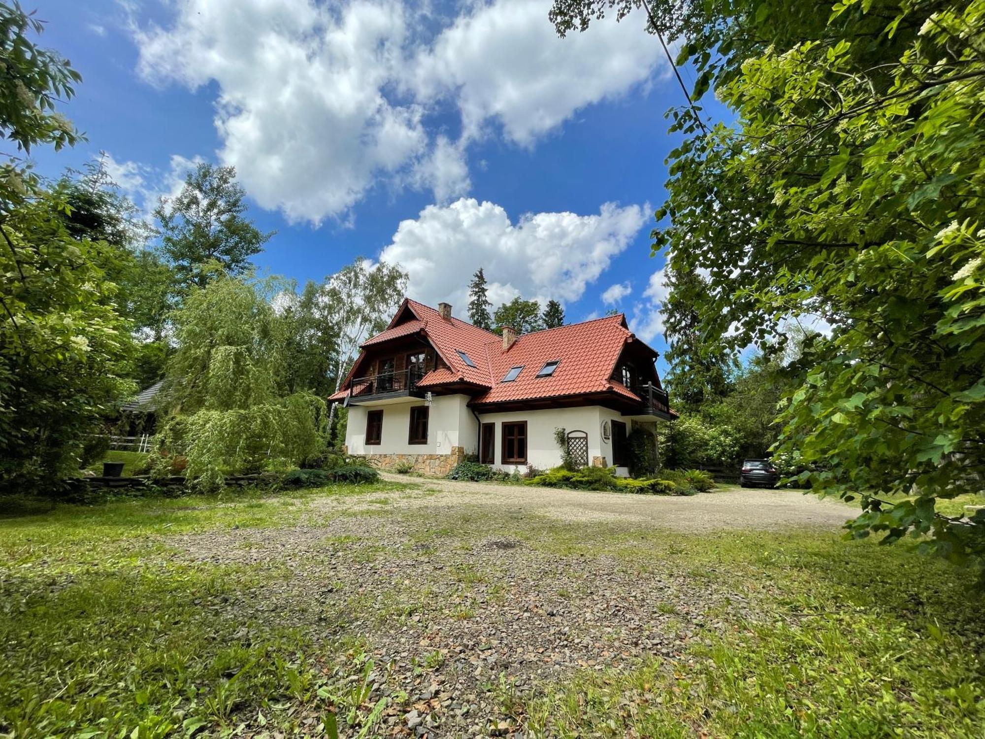 Dom W Bieszczadach Villejka Strzebowiska Exterior photo